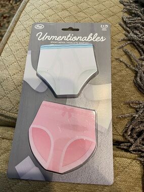 Fred Unmentionables Sticky Notes - Pink & White Novelty Set